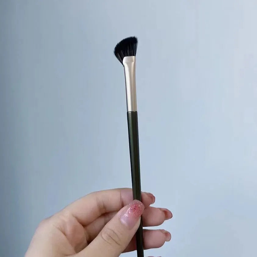 Nose Contour Brush (Nose Shaper)